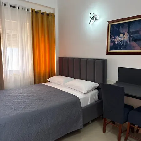 Fatos - Apartament Wlora