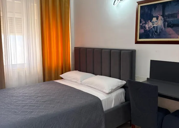 Fatos - Apartament Wlora